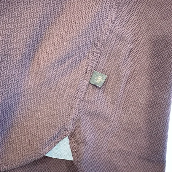 Allen Edmonds Men's Burgundy Button Down Shirt, 100% cotton - Picture 5 of 9